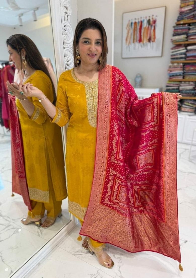 Yellow Embroidery Banarasi Kurta Set - Indya