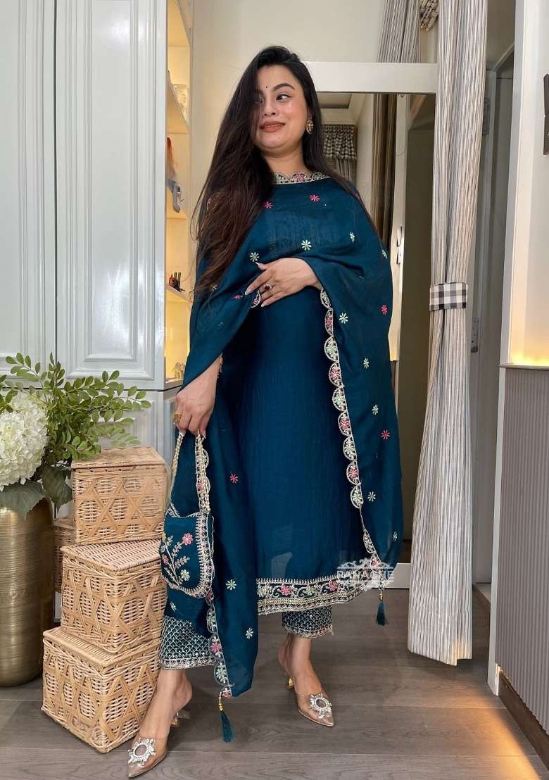 Rama Green Embroidery Silk Salwar Suit Set - Indya