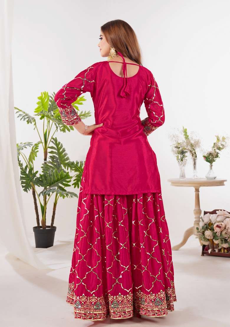 Red Embroidery Silk Blend Salwar Suit Set - Indya