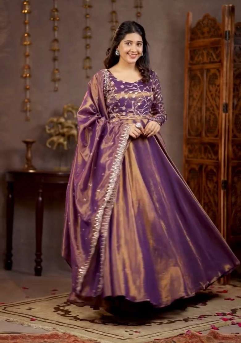 Light Purple Embroidery Silk Blend Salwar Suit Set - Indya