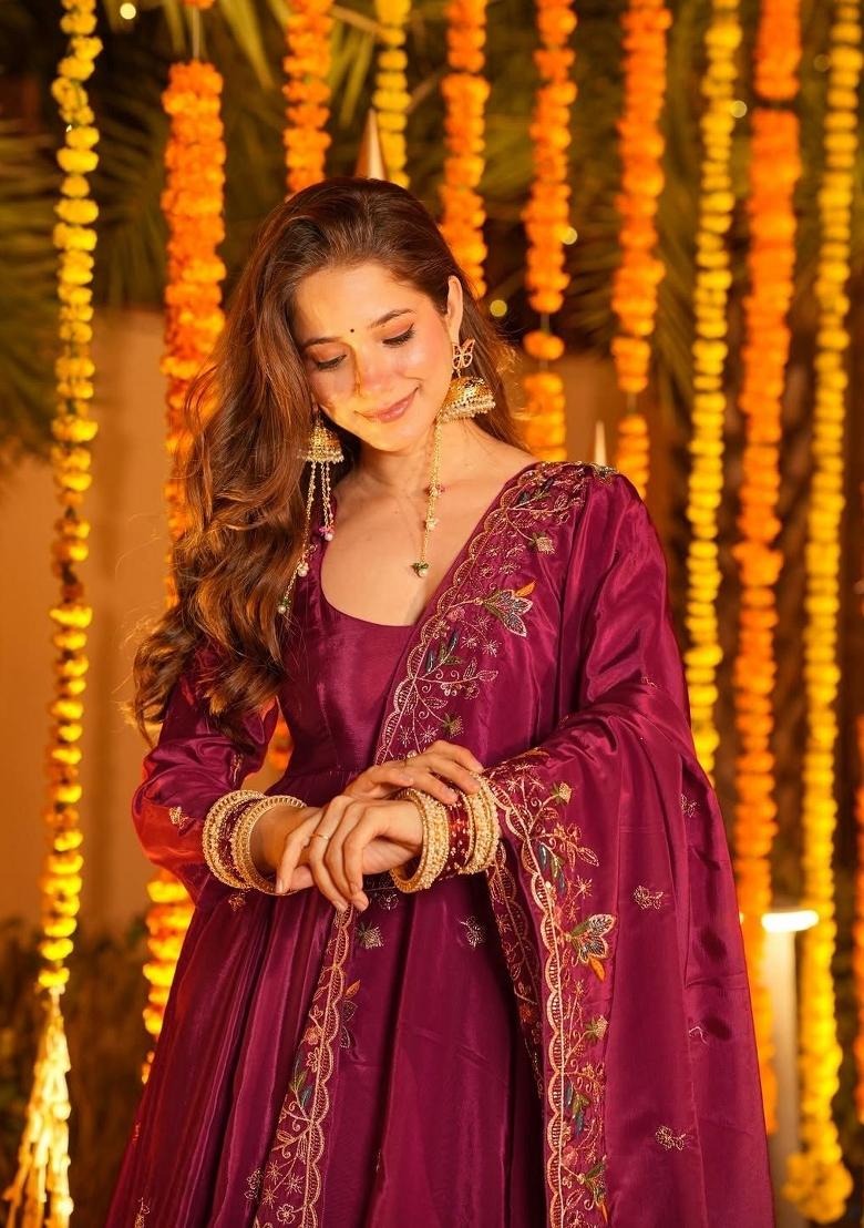 Red Embroidery Silk Salwar Suit Set - Indya