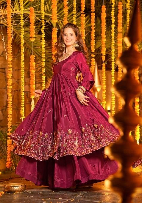 Red Embroidery Silk Salwar Suit Set — view on Indya