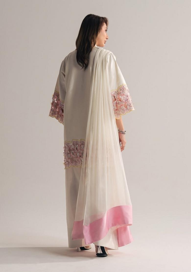 Off White Embroidery Silk Salwar Suit Set - Indya