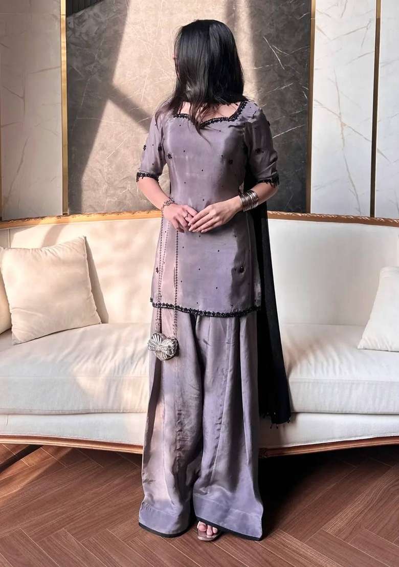 Grey Embroidery Silk Blend Salwar Suit Set - Indya