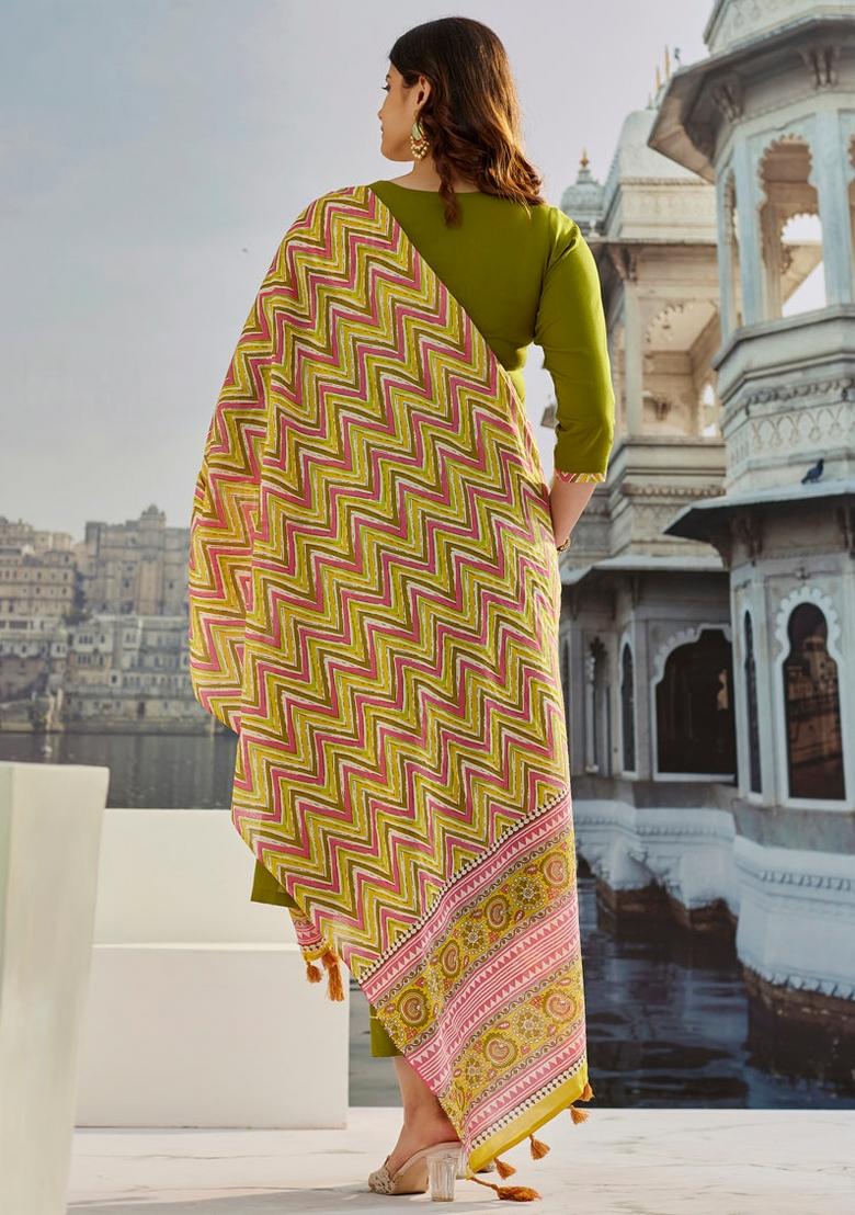 Mehendi Embroidery Muslin Kurta Set - Indya