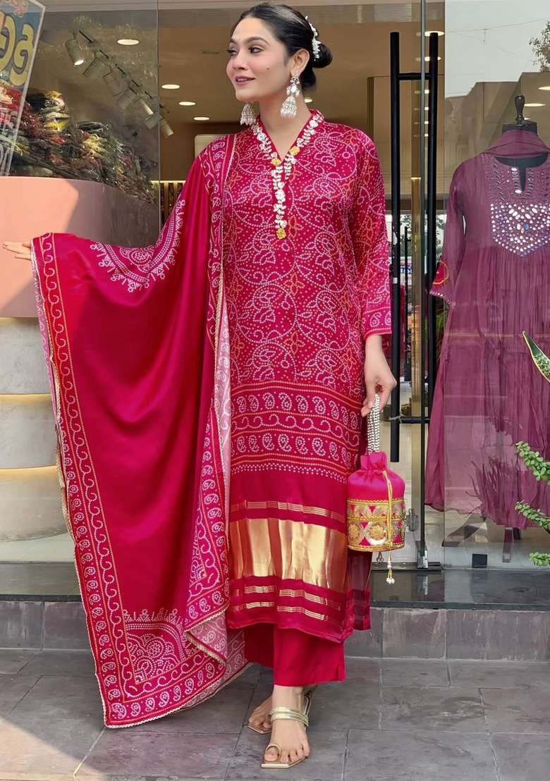 Pink Embroidery Viscose Kurta Set - Indya