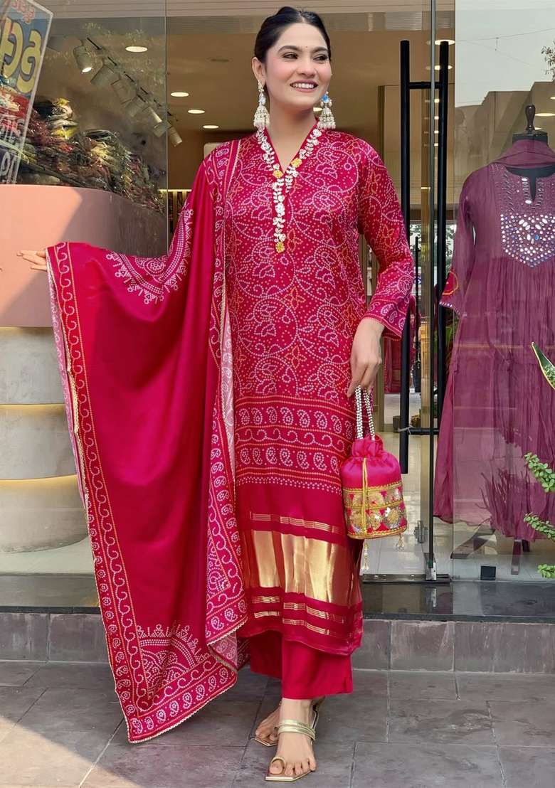 Pink Embroidery Viscose Kurta Set - Indya