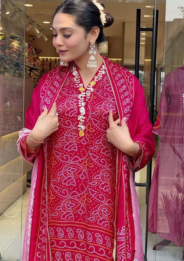 Pink Embroidery Viscose Kurta Set - Indya