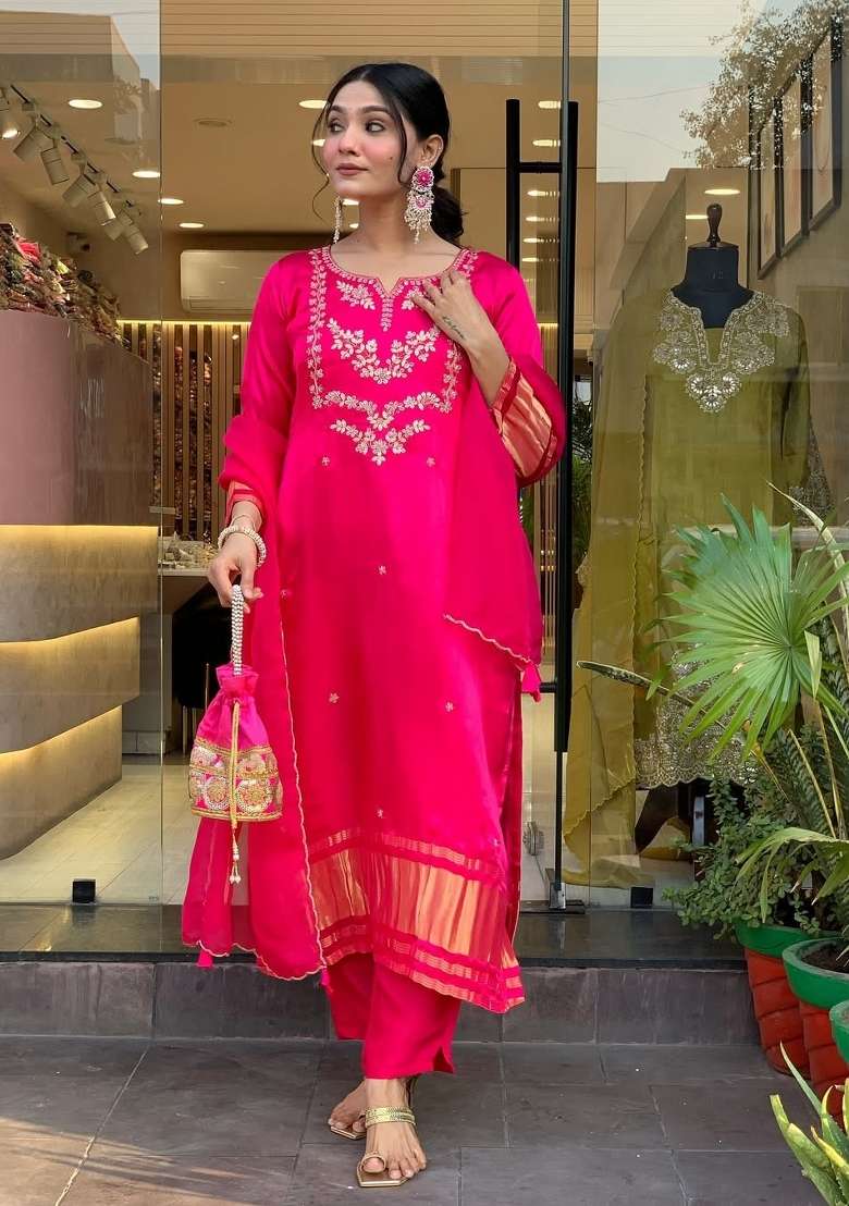 Pink Embroidery Viscose Kurta Set - Indya
