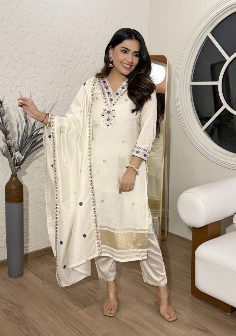 Off White Embroidery Viscose Kurta Set - Indya