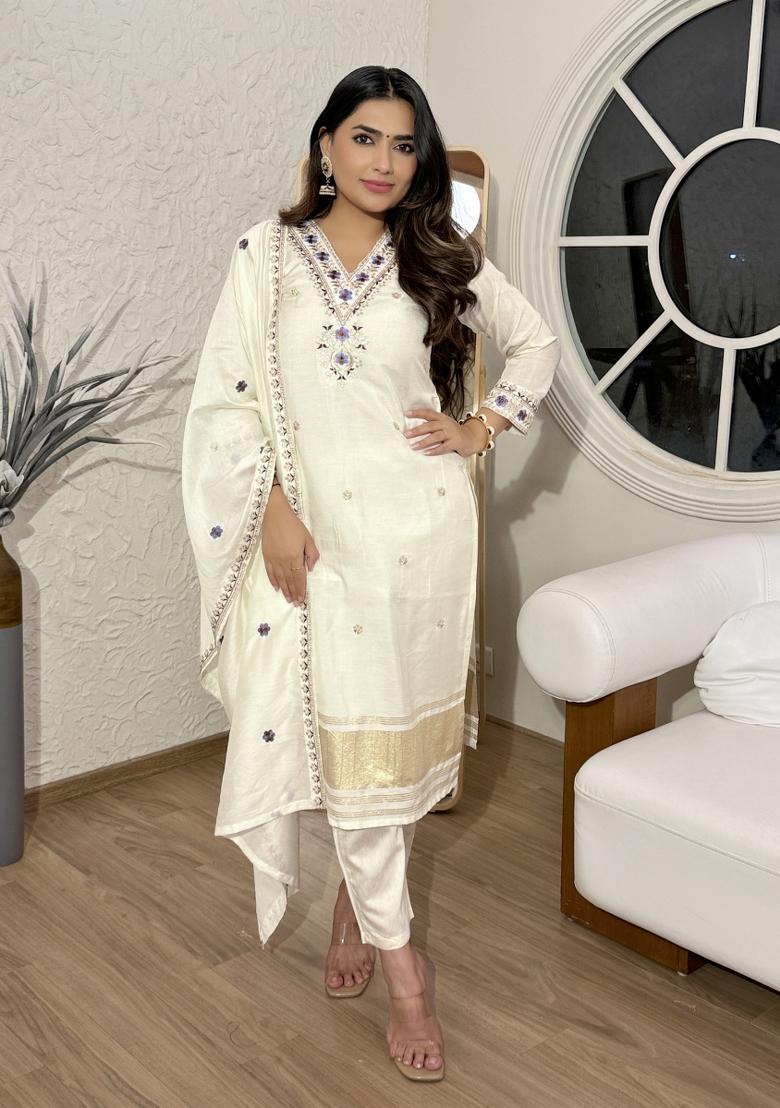 Off White Embroidery Viscose Kurta Set - Indya