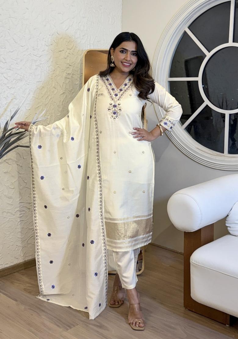 Off White Embroidery Viscose Kurta Set - Indya