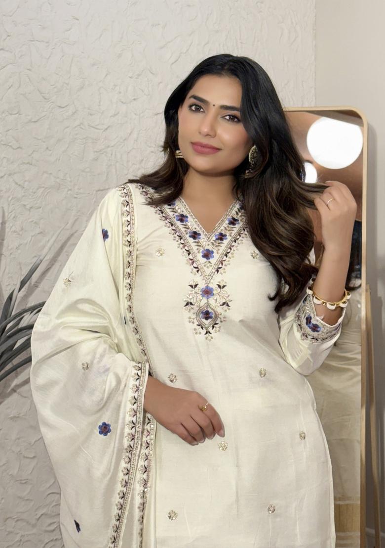 Off White Embroidery Viscose Kurta Set - Indya