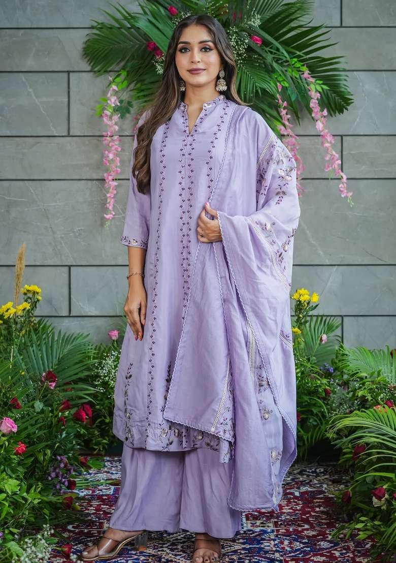 Lavender Embroidery Muslin Kurta Set - Indya