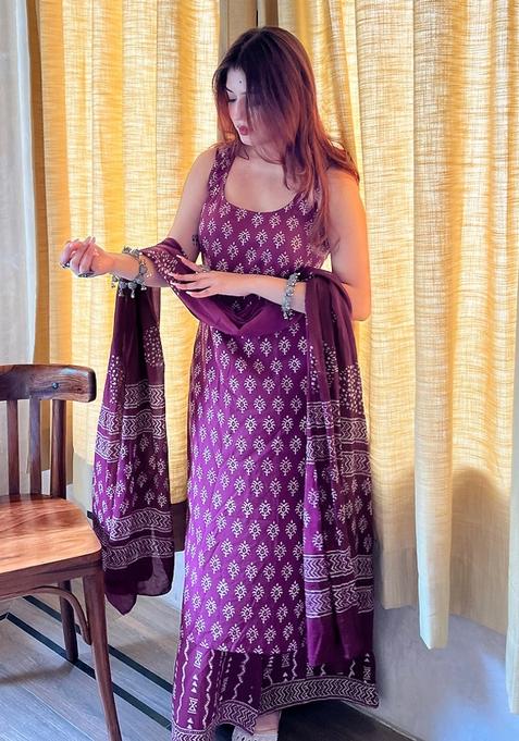 Purple Embroidery Rayon Kurta Set