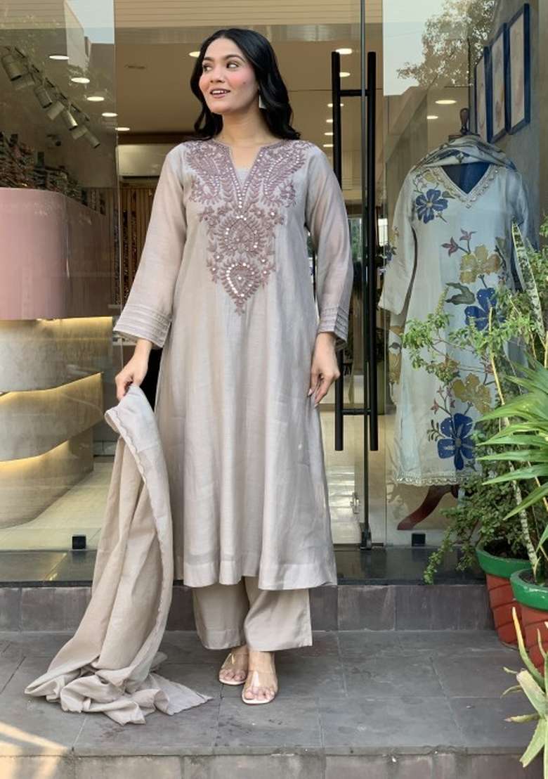 Grey Melange Embroidery Muslin Kurta Set - Indya