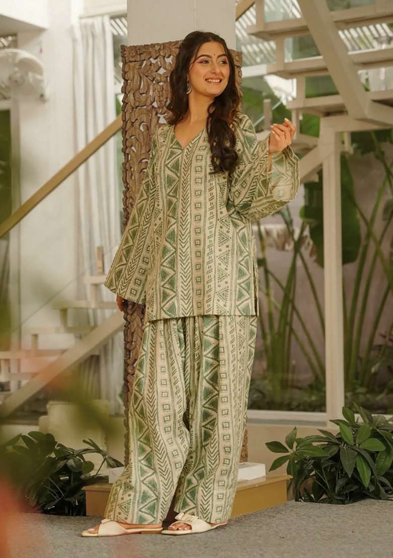 Green And White Printed Cotton Anarkali Set - Indya
