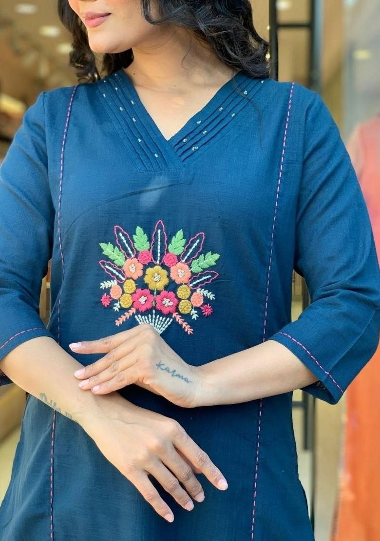 Blue Embroidery Chanderi Kurta Set - Indya