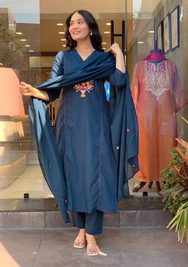 Cream Embroidery Chanderi Kurta Set - Indya