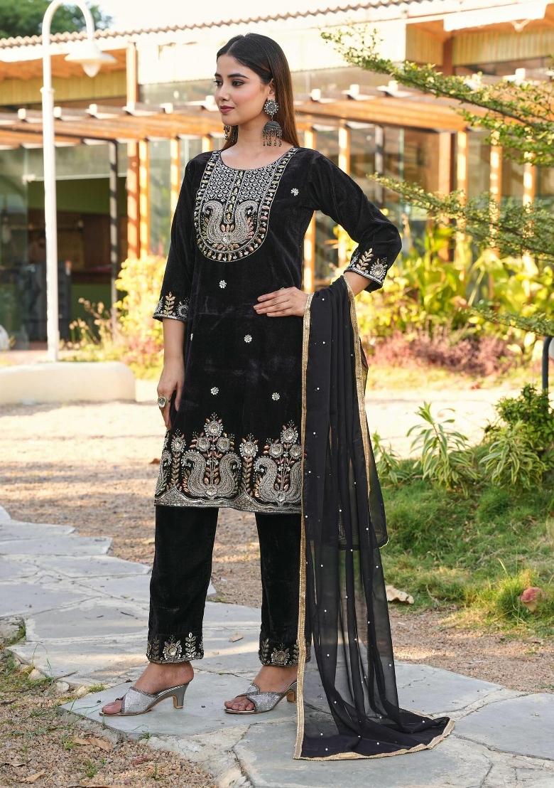 Black Sequins Velvet Salwar Suit Set - Indya