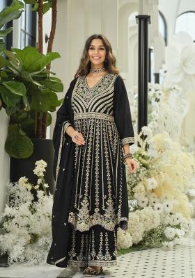 Black Embroidery Chinon Kurta Set