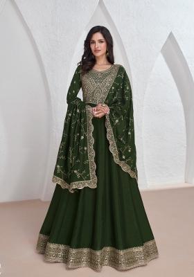 Black Embroidery Silk Blend Kurta With Dupatta