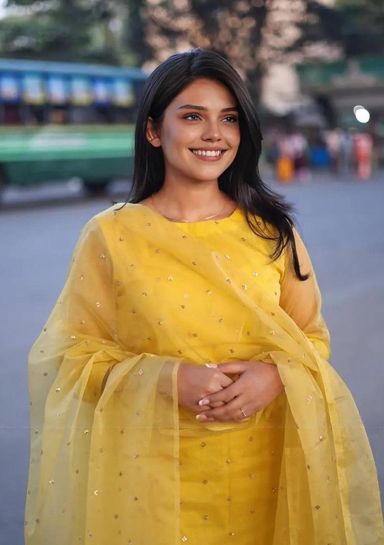 Yellow Embroidery Organza Kurta Set - Indya