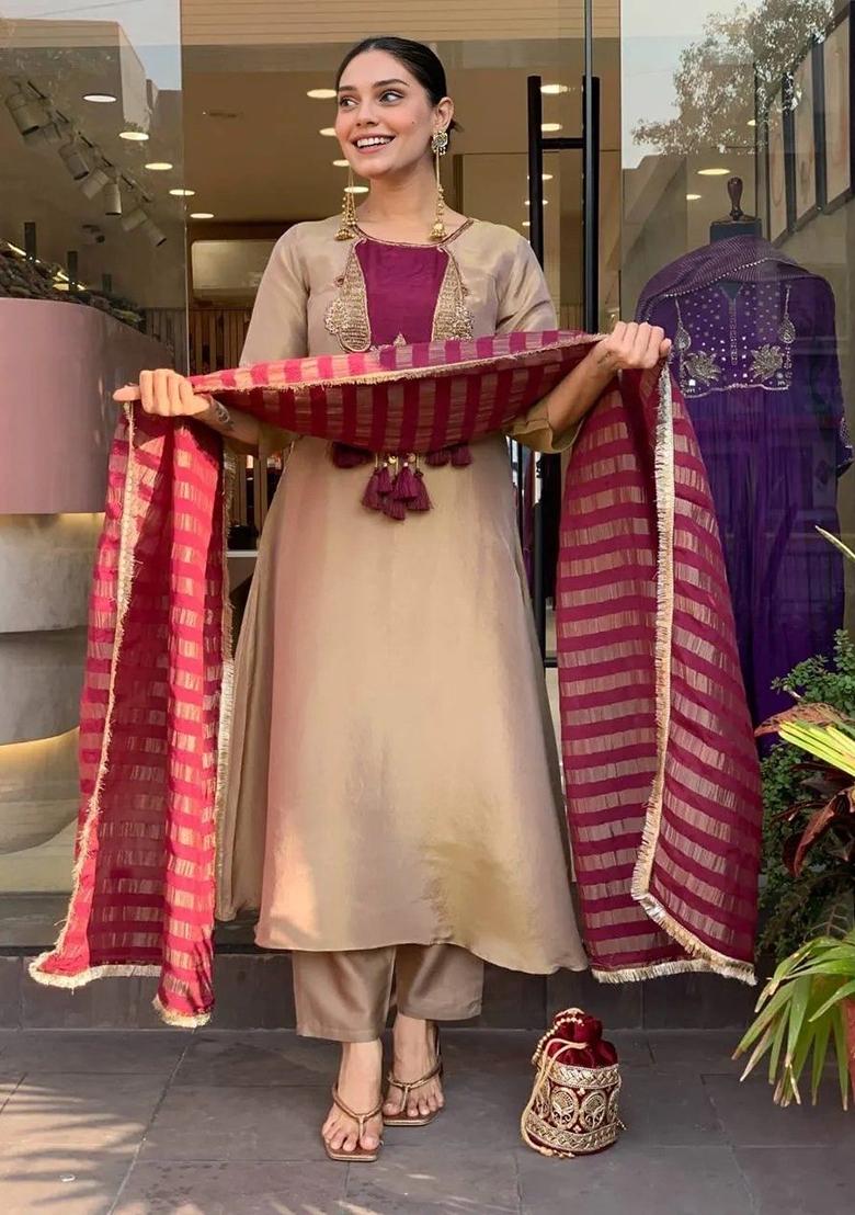 Beige Embroidery Cotton Kurta Set - Indya