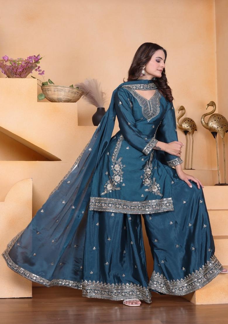 Teal Thread Work Chinon Kurta Set - Indya