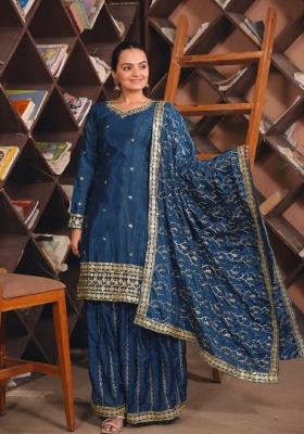 Blue Thread Work Chinon Kurta Set