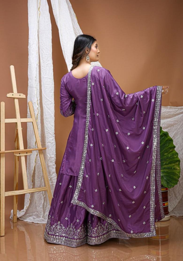 Lavender Thread Work Crepe Kurta Set - Indya
