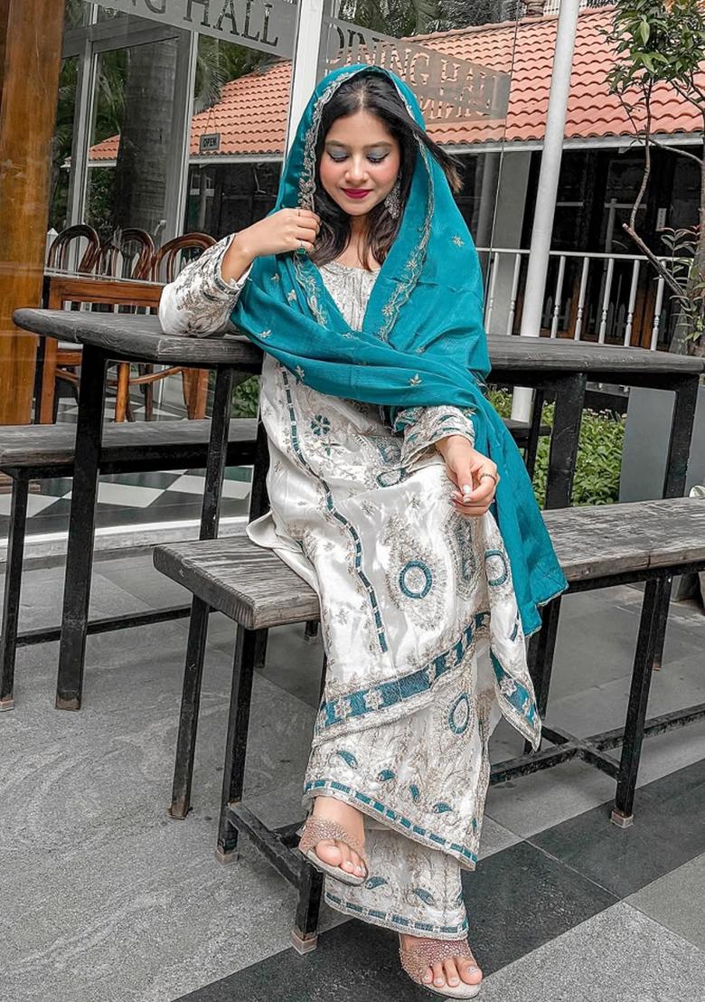 White Thread Work Chinon Kurta Set - Indya