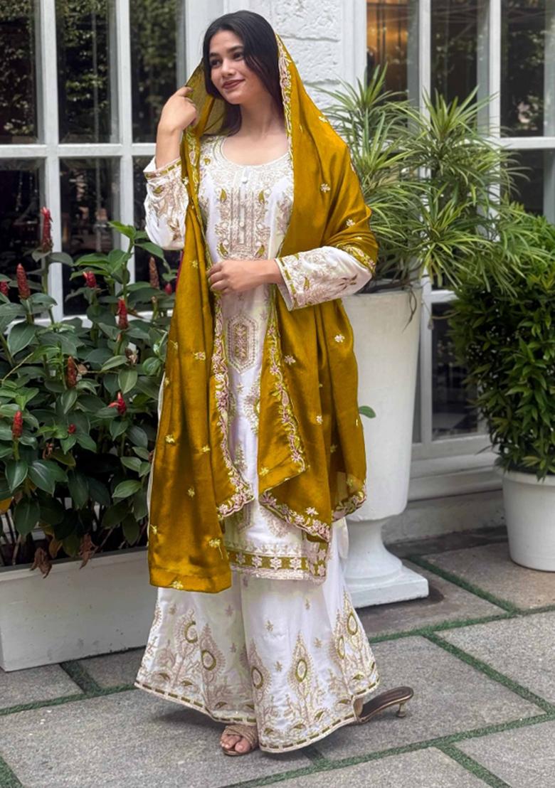 White Thread Work Chinon Kurta Set - Indya