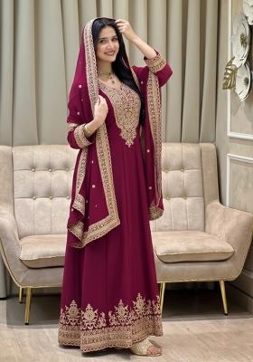 Rani Pink Thread Work Georgette Kurta Set