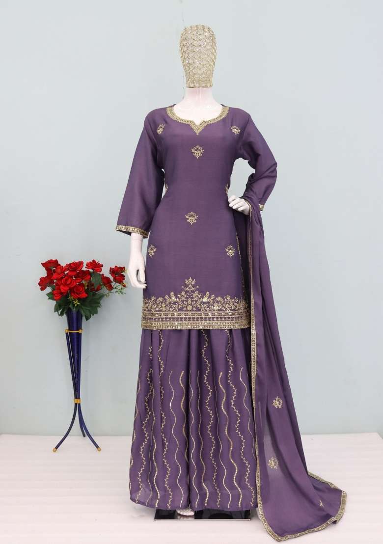 Onion Thread Work Chinon Kurta Set - Indya