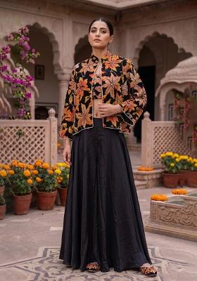 Orange Embroidery Poly Blend Fusion Set