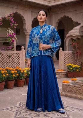 Blue Embroidery Poly Blend Fusion Set