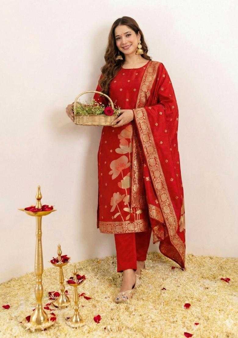 Red Jacquard Silk Kurta Set - Indya