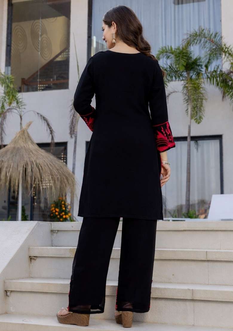 Black Thread Work Georgette Kurta Set - Indya