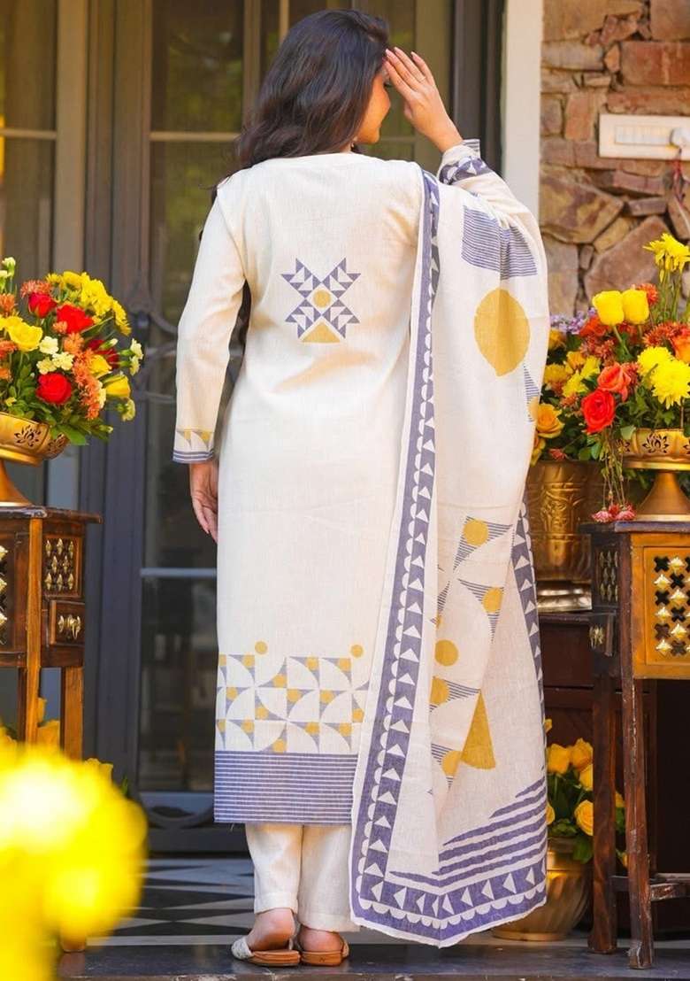 Ivory Printed Muslin Kurta Set - Indya