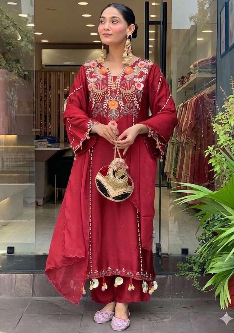 Maroon Thread Work Chanderi Kurta Set - Indya