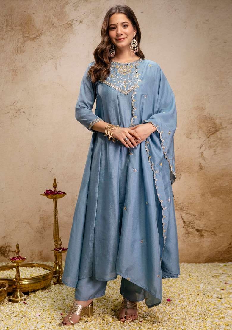 Sky Blue Thread Work Silk Kurta Set - Indya