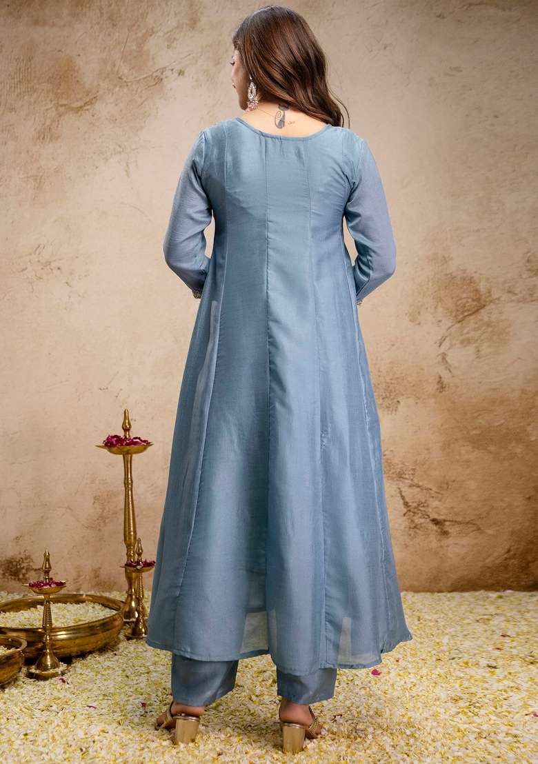 Sky Blue Thread Work Silk Kurta Set - Indya