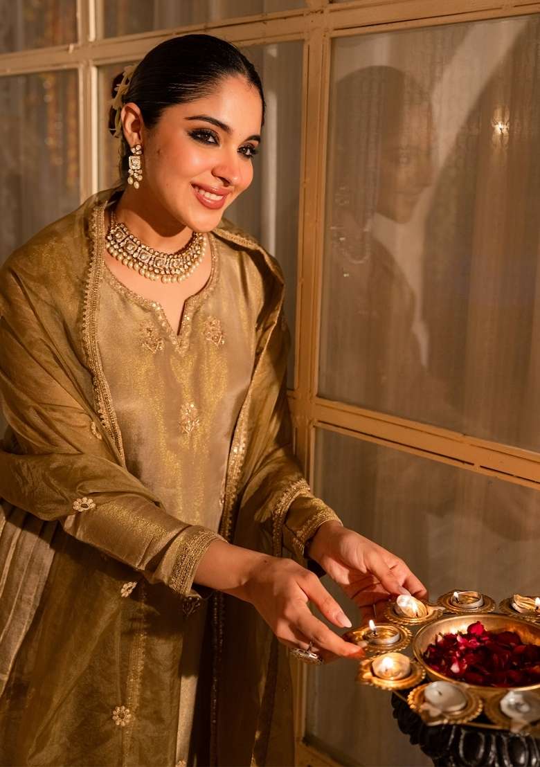 Golden Thread Work Chanderi Kurta Set - Indya