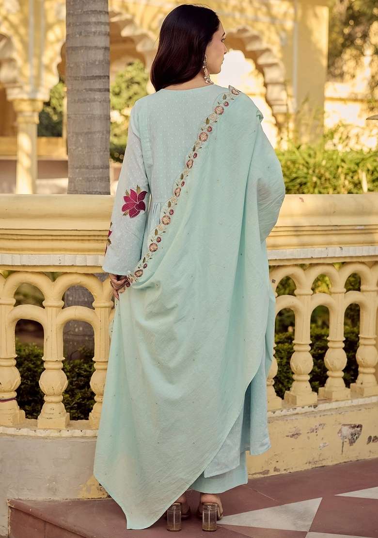 Light Green Thread Work Cotton Kurta Set - Indya