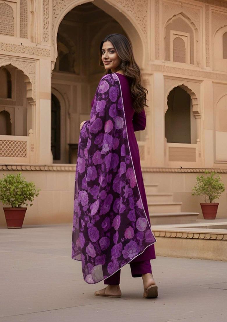 Wine Solid Rayon Kurta Set - Indya