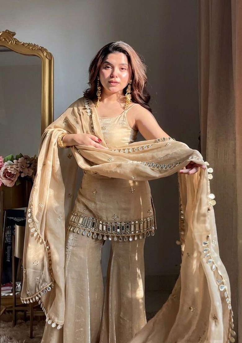 Nude Embroidered Silk Blend Kurta Set - Indya