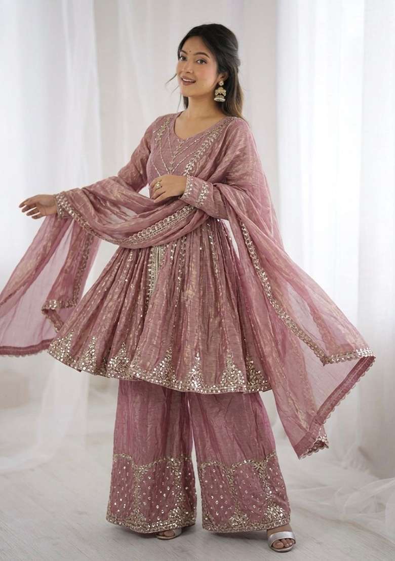 Pink Embroidered Silk Blend Kurta Set - Indya