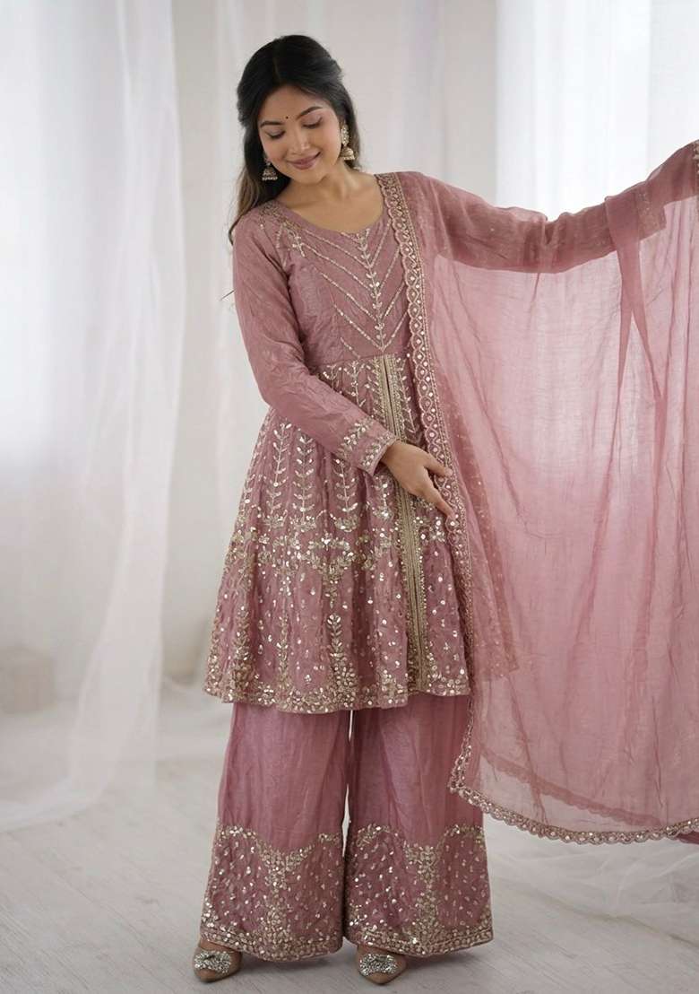 Pink Embroidered Silk Blend Kurta Set - Indya