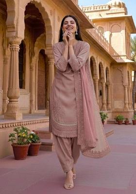 Pink Emboidered Crepe Salwar Kameez